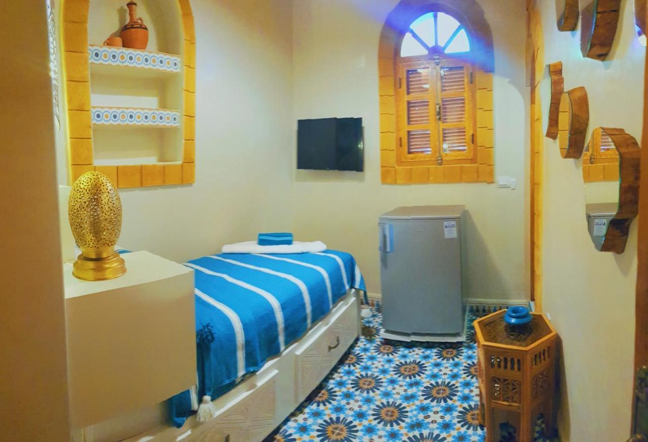 Riad Milal Hotel Есувейра Екстериор снимка