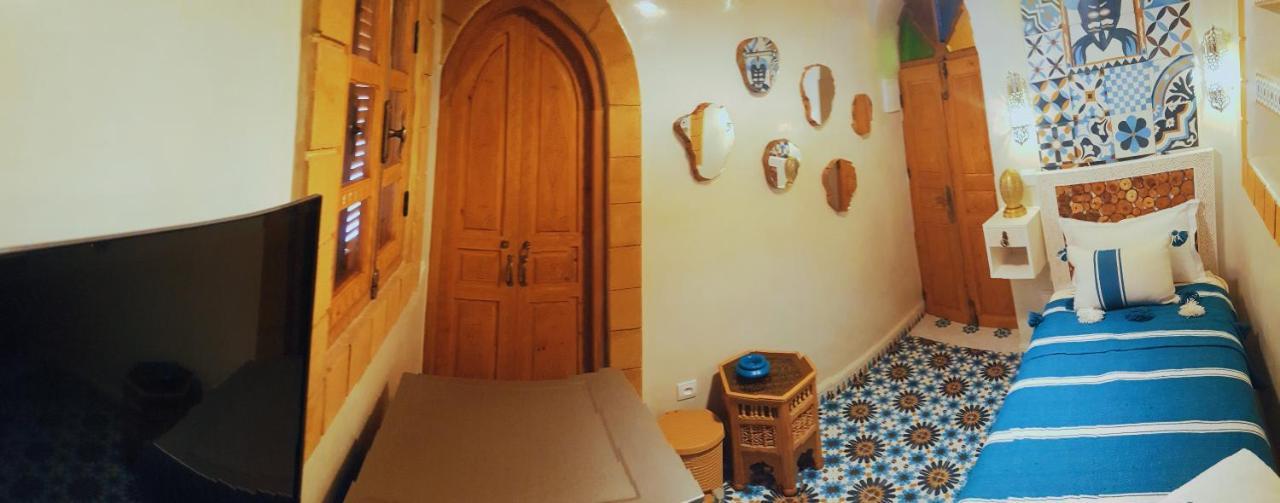 Riad Milal Hotel Есувейра Екстериор снимка