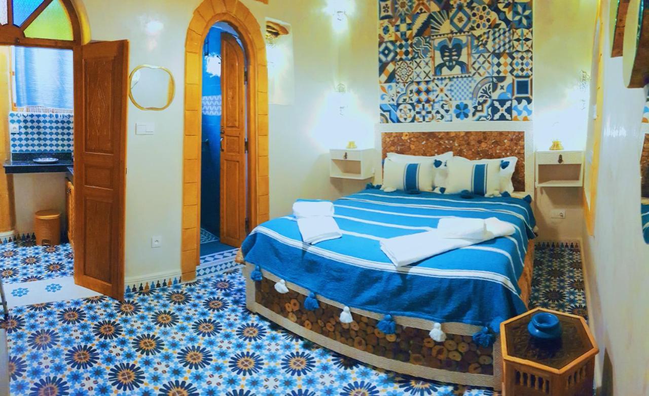 Riad Milal Hotel Есувейра Екстериор снимка